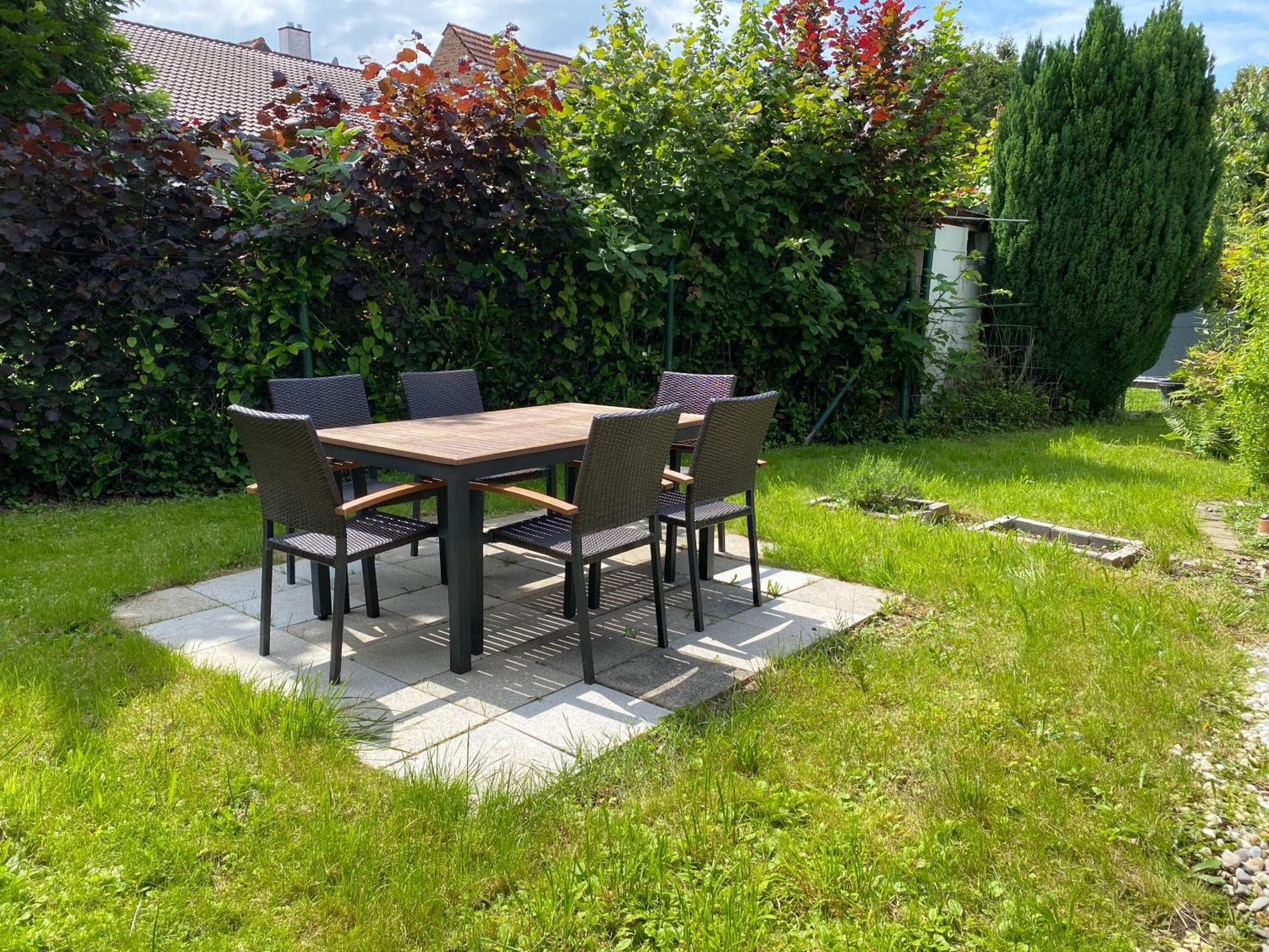 Stadtrand Oase Karlsruhe Mit Balkon 外观 照片