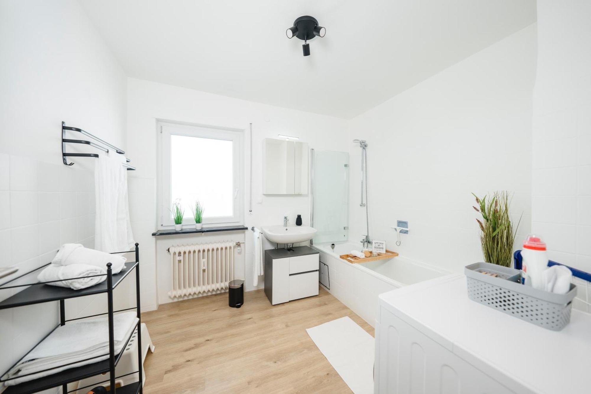 Stadtrand Oase Karlsruhe Mit Balkon 外观 照片
